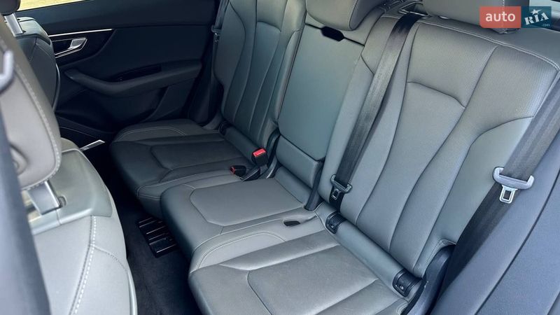 Внедорожник / Кроссовер Audi Q8 2019 в Луцке