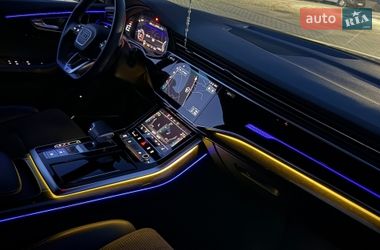 Внедорожник / Кроссовер Audi Q8 2021 в Черновцах