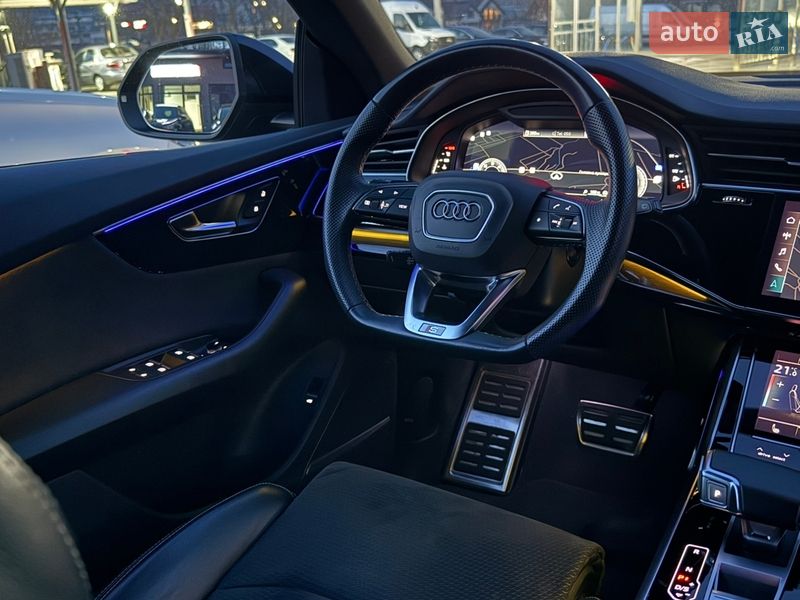 Внедорожник / Кроссовер Audi Q8 2021 в Черновцах