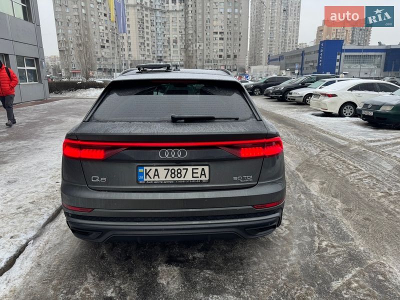 Внедорожник / Кроссовер Audi Q8 2020 в Киеве