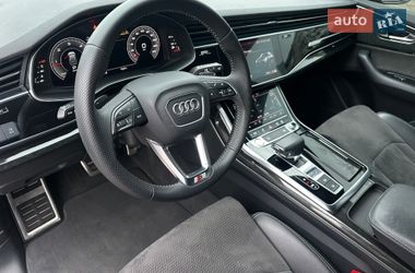 Внедорожник / Кроссовер Audi Q8 2019 в Киеве