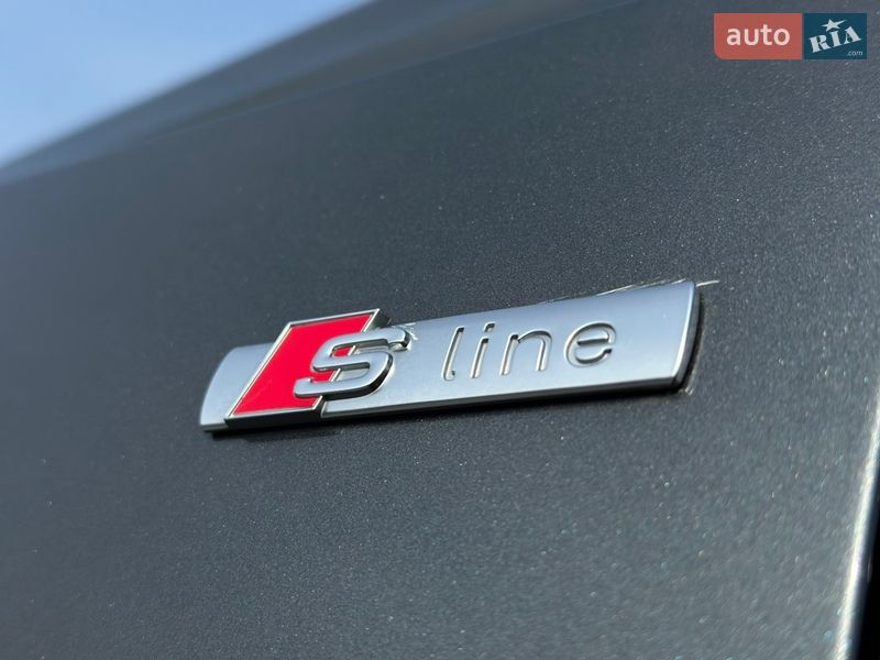 Позашляховик / Кросовер Audi Q8 2018 в Львові