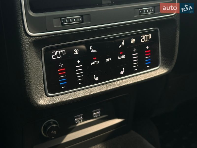 Позашляховик / Кросовер Audi Q8 2018 в Львові