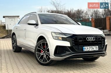 Внедорожник / Кроссовер Audi Q8 2020 в Киеве