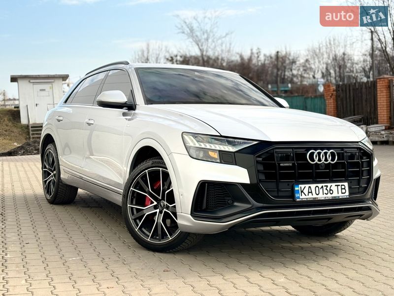 Внедорожник / Кроссовер Audi Q8 2020 в Киеве
