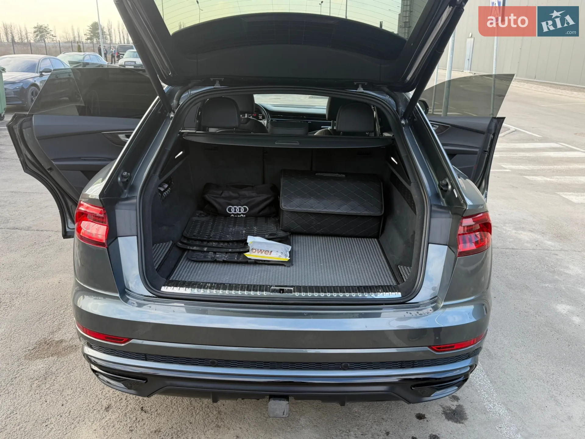 2019 Audi Q8 - мініатюра 9