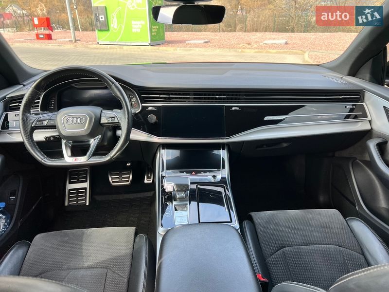 Позашляховик / Кросовер Audi Q8 2020 в Мукачевому