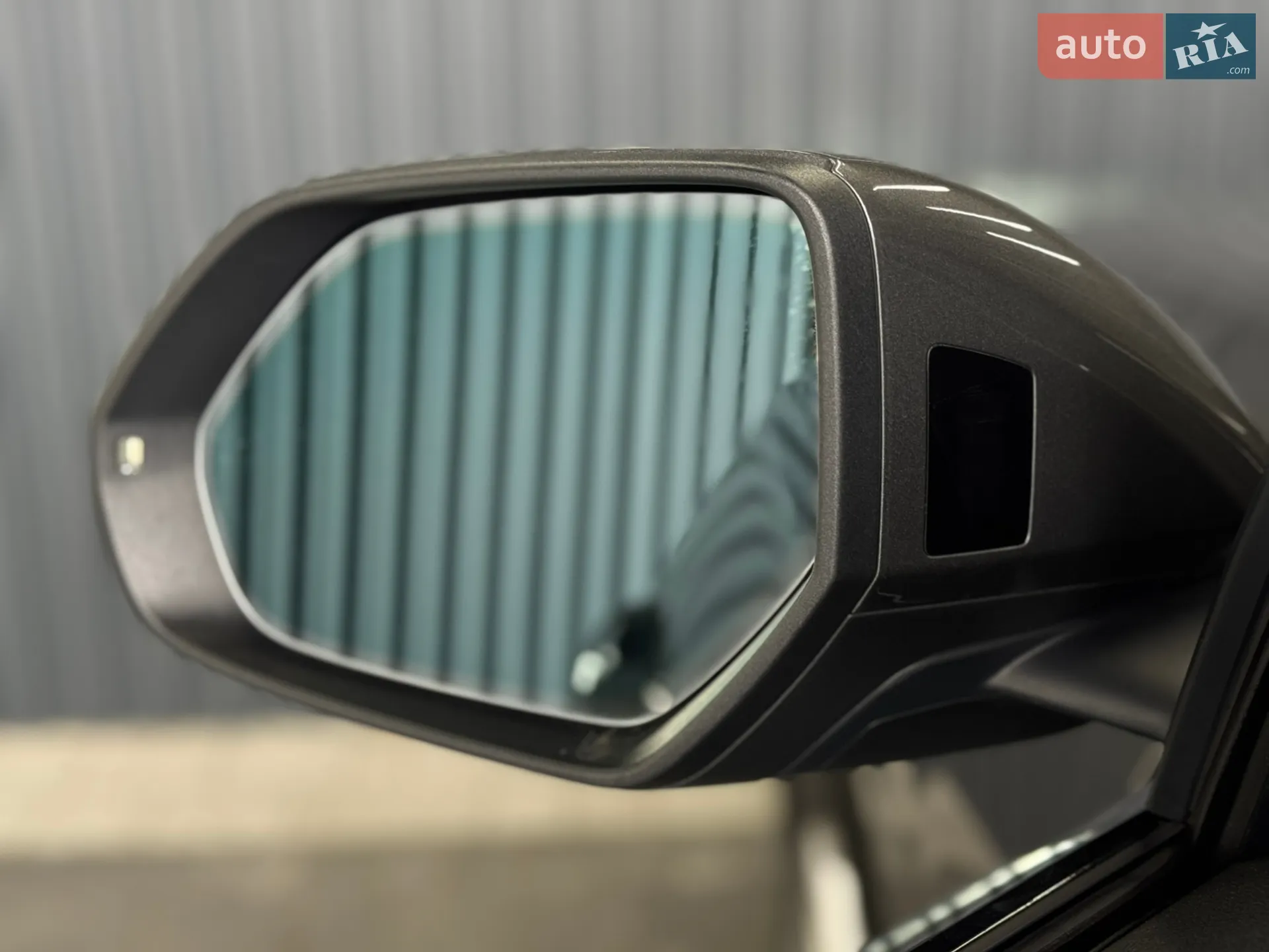 2018 Audi Q8 - мініатюра 38