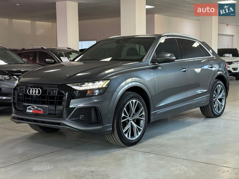 Audi Q8 2021