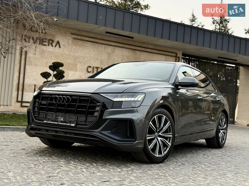 Позашляховик / Кросовер Audi Q8 2018 в Львові