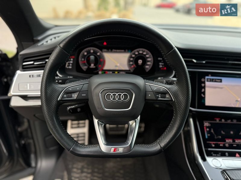 Позашляховик / Кросовер Audi Q8 2018 в Львові