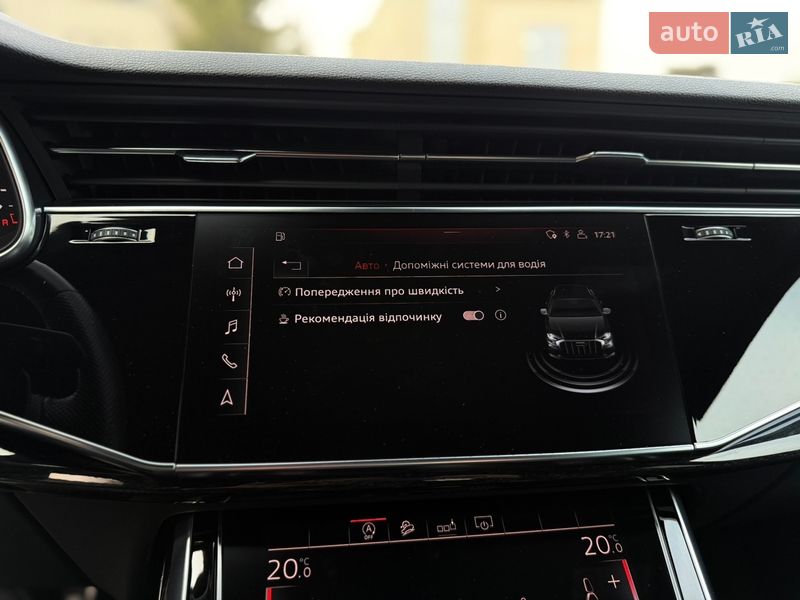 Позашляховик / Кросовер Audi Q8 2018 в Львові