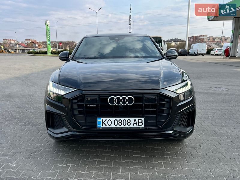 Audi Q8 2020