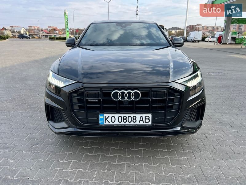 Позашляховик / Кросовер Audi Q8 2020 в Мукачевому