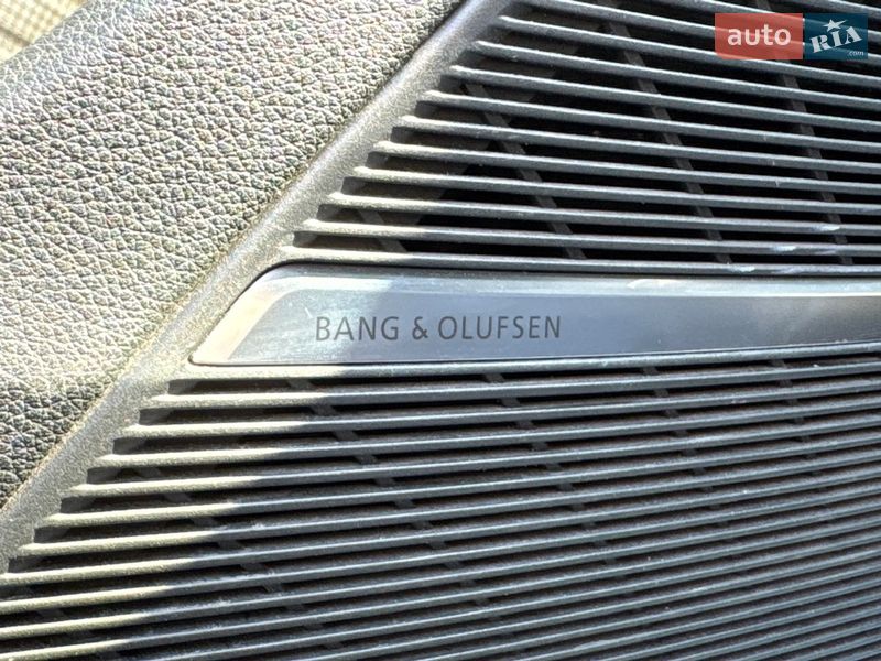 Внедорожник / Кроссовер Audi Q8 2019 в Киеве