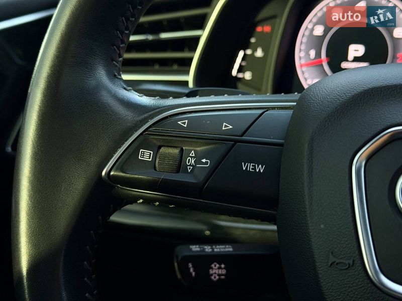 Внедорожник / Кроссовер Audi Q8 2018 в Кривом Роге