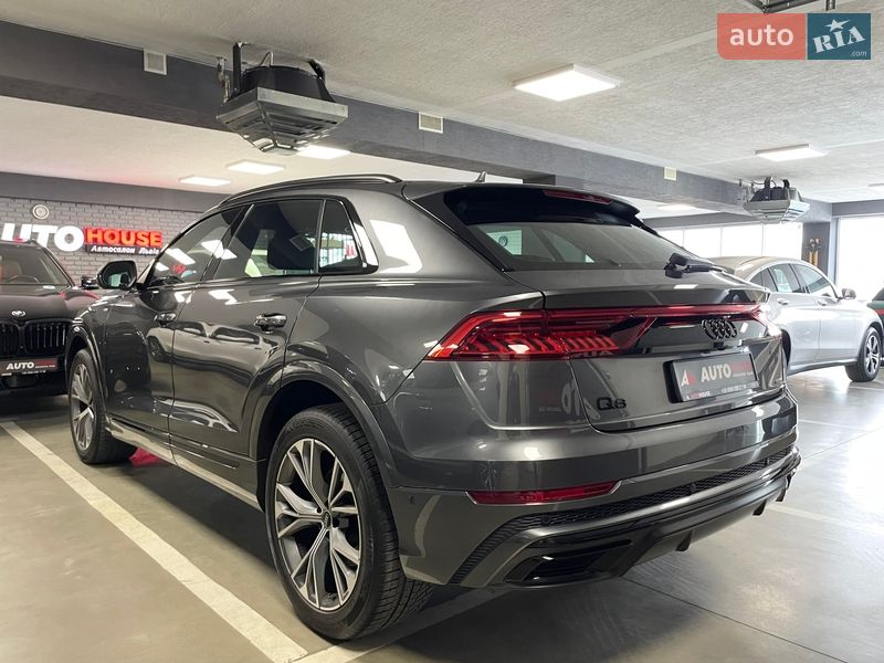 Внедорожник / Кроссовер Audi Q8 2023 в Львове