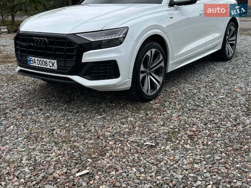 Позашляховик / Кросовер Audi Q8 2018 в Кривому Озері фото 16 Позашляховик / Кросовер Audi Q8 2018 в Кривому Озері