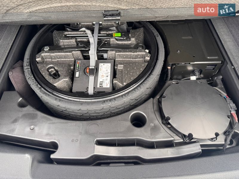 Позашляховик / Кросовер Audi Q8 2023 в Мукачевому фото 84 Позашляховик / Кросовер Audi Q8 2023 в Мукачевому