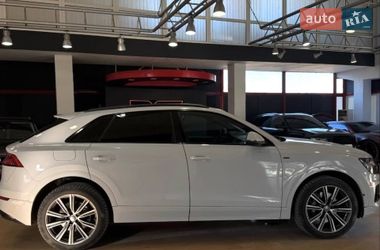 Позашляховик / Кросовер Audi Q8 2019 в Запоріжжі