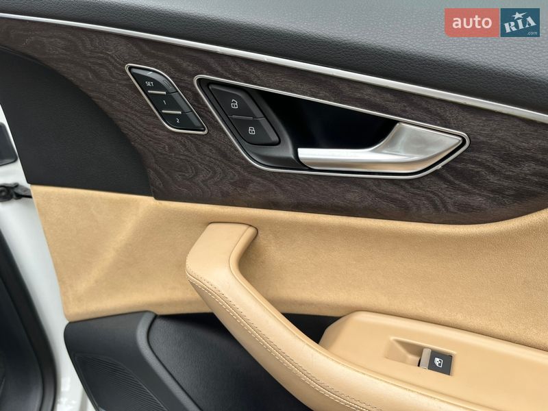 Позашляховик / Кросовер Audi Q8 2019 в Ковелі