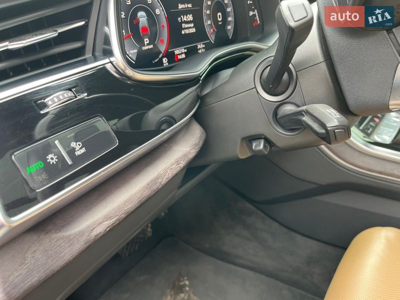 Позашляховик / Кросовер Audi Q8 2019 в Ковелі