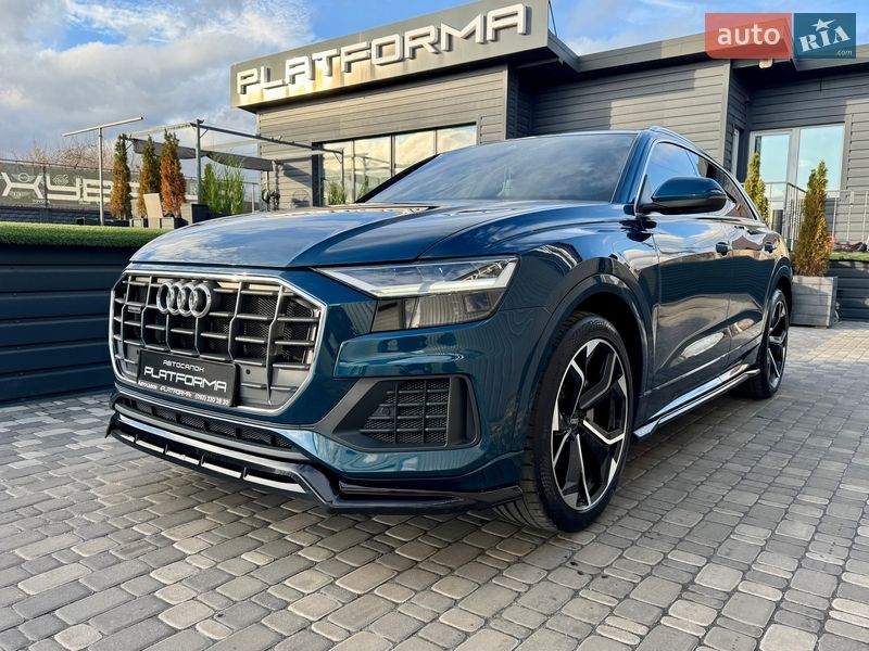Внедорожник / Кроссовер Audi Q8 2018 в Киеве