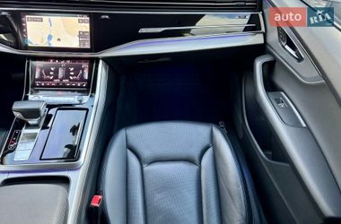 Внедорожник / Кроссовер Audi Q8 2018 в Киеве