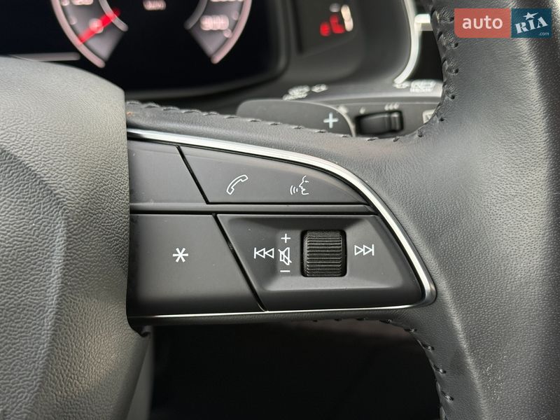 Позашляховик / Кросовер Audi Q8 2018 в Мукачевому фото 41 Позашляховик / Кросовер Audi Q8 2018 в Мукачевому