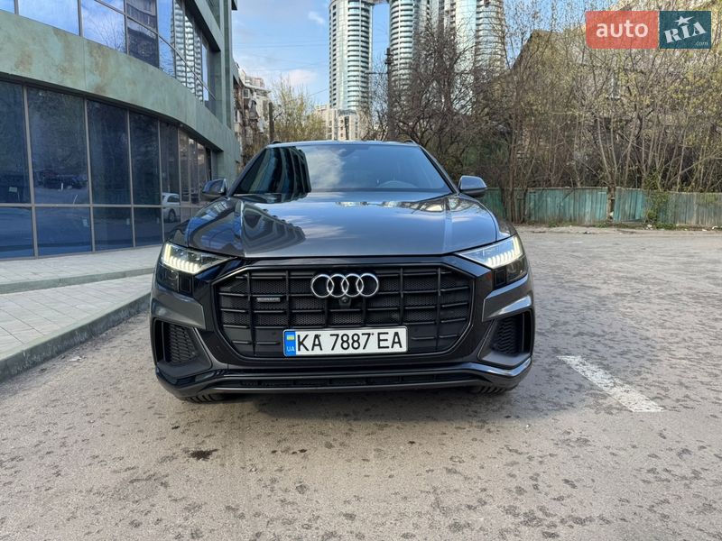 Audi Q8 2020