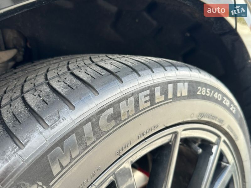 Позашляховик / Кросовер Audi Q8 2021 в Хоролі