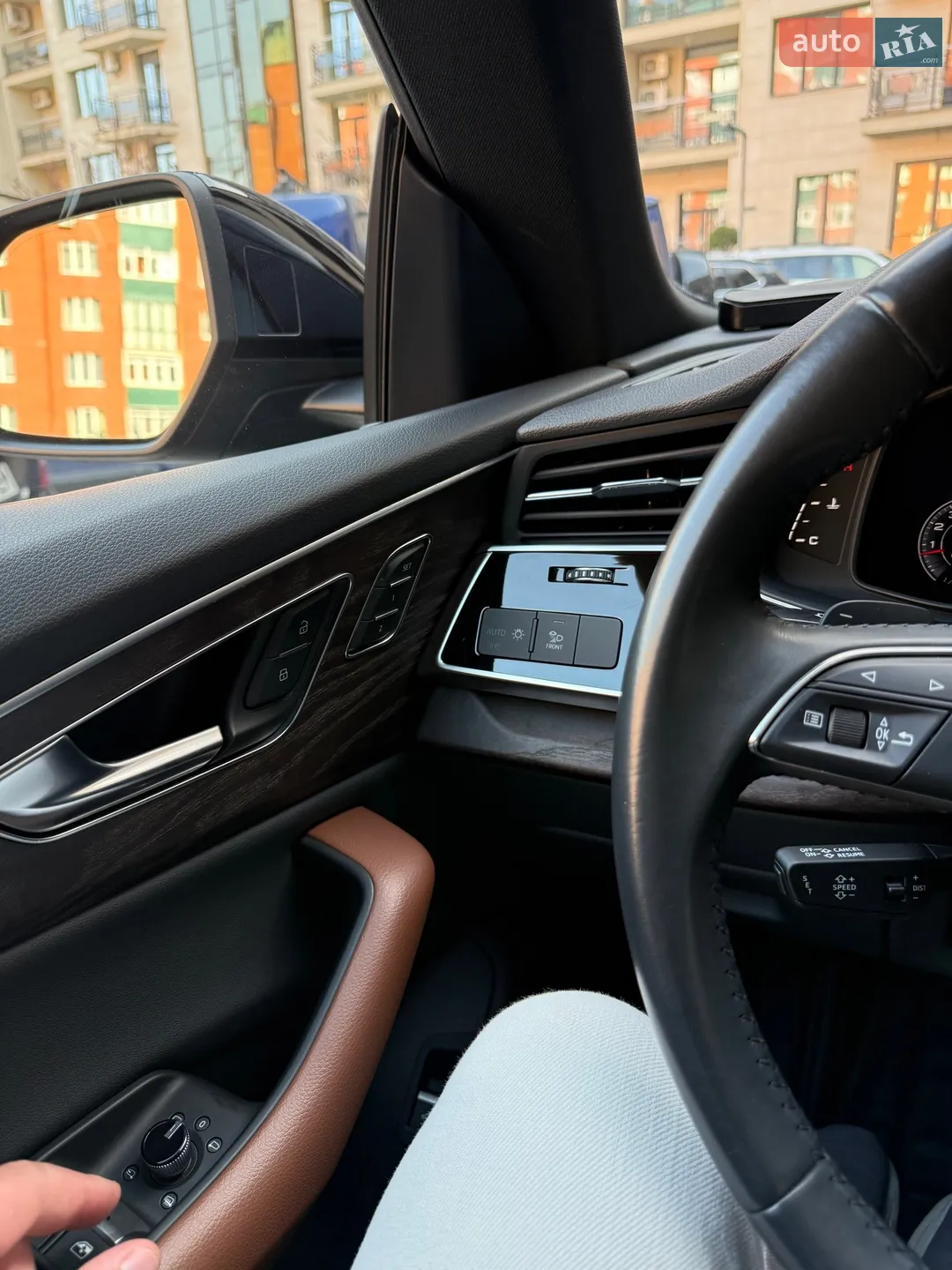 2020 Audi Q8 - мініатюра 18