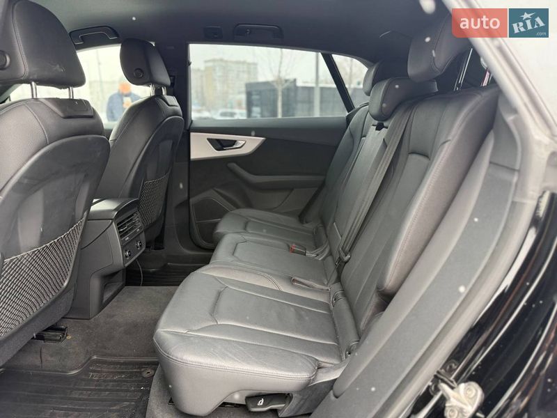 Позашляховик / Кросовер Audi Q8 2021 в Києві фото 12 Позашляховик / Кросовер Audi Q8 2021 в Києві