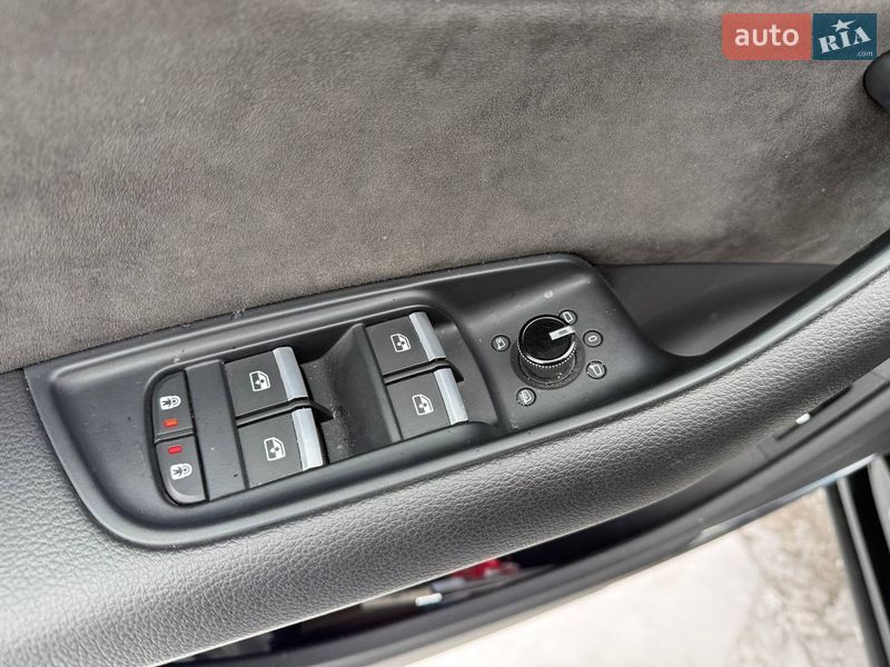 Позашляховик / Кросовер Audi Q8 2021 в Києві фото 15 Позашляховик / Кросовер Audi Q8 2021 в Києві