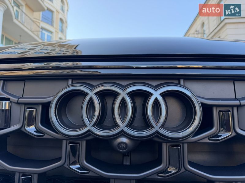 Позашляховик / Кросовер Audi Q8 2025 в Києві фото 13 Позашляховик / Кросовер Audi Q8 2025 в Києві