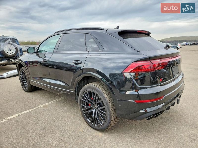 Внедорожник / Кроссовер Audi Q8 2025 в Киеве