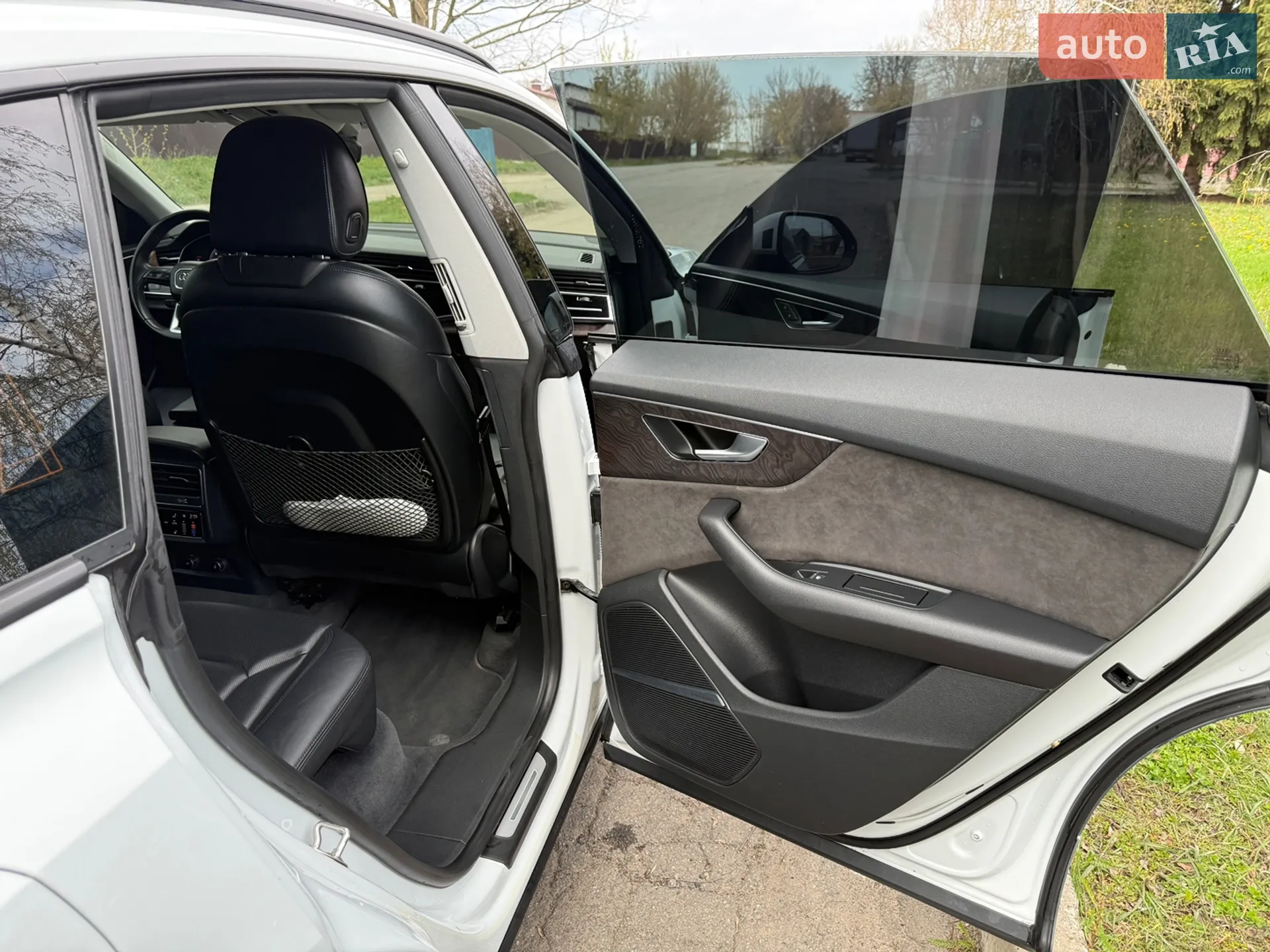 2019 Audi Q8 - мініатюра 12