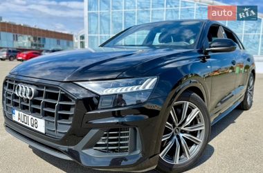 Внедорожник / Кроссовер Audi Q8 2021 в Киеве