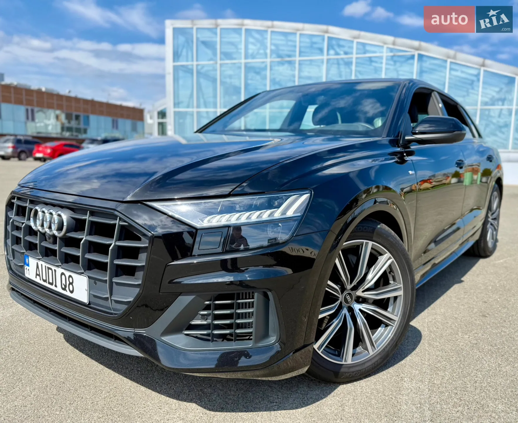 2021 Audi Q8 - фото 1