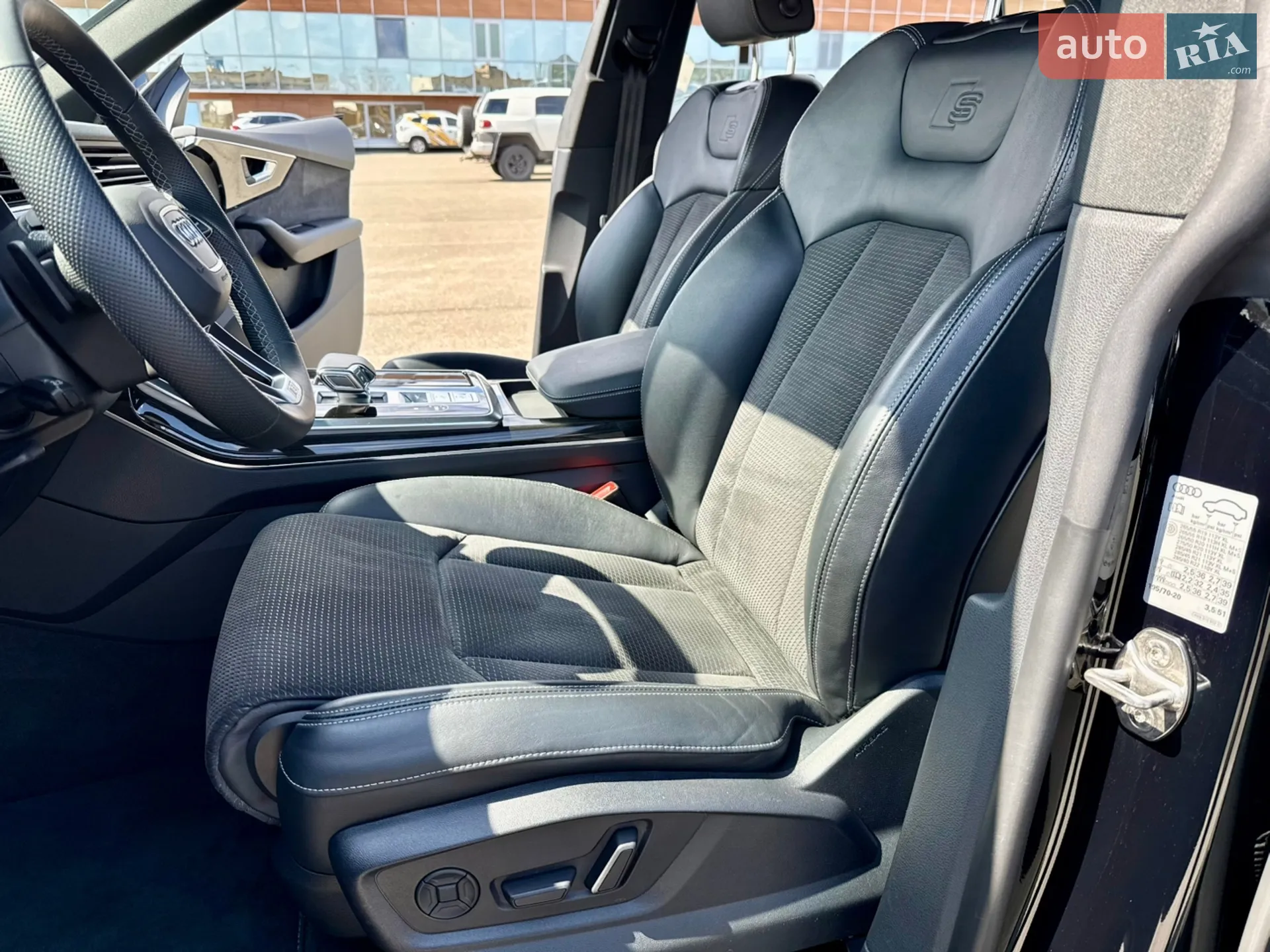 2021 Audi Q8 - мініатюра 73