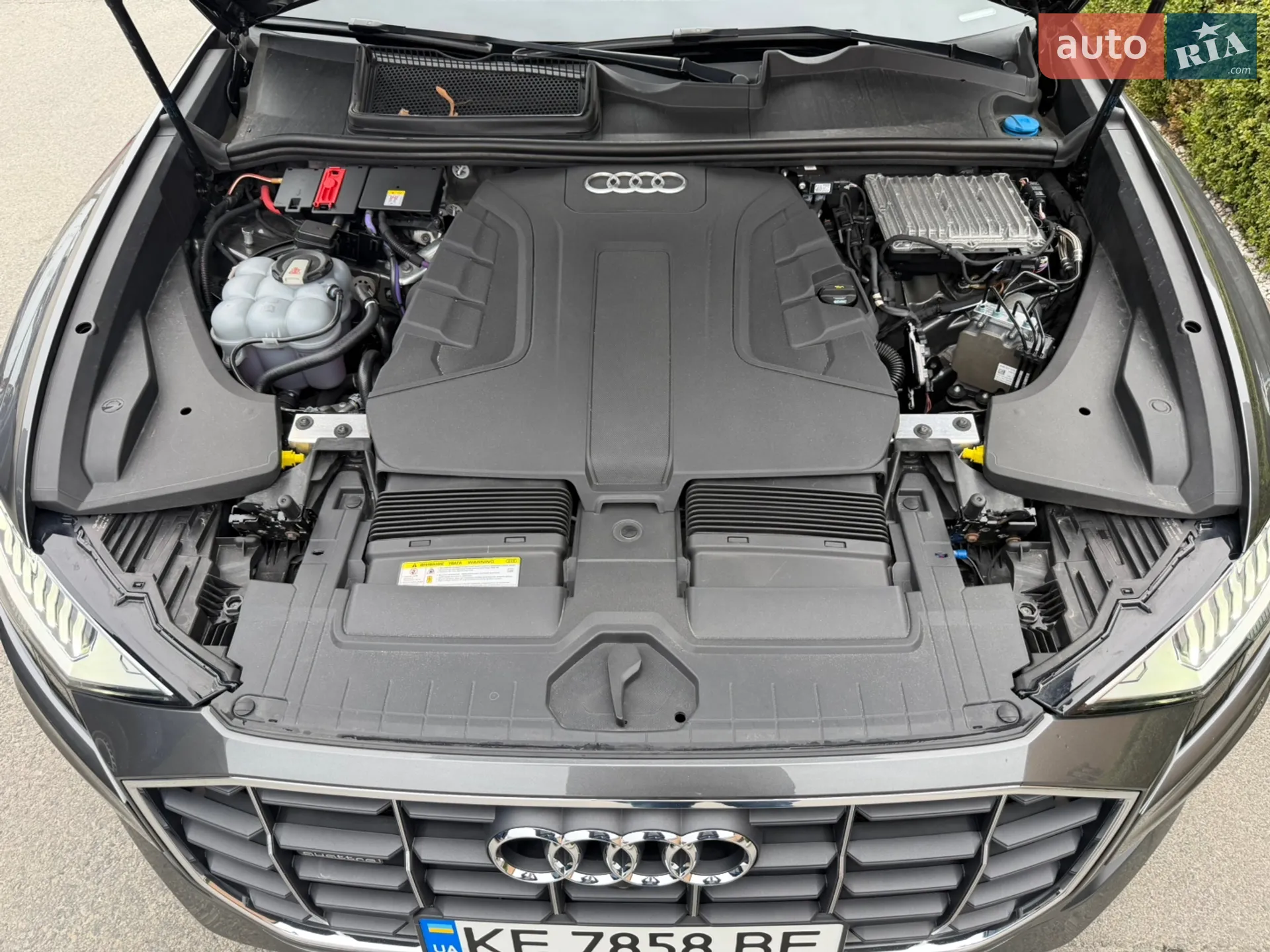 2019 Audi Q8 - мініатюра 5