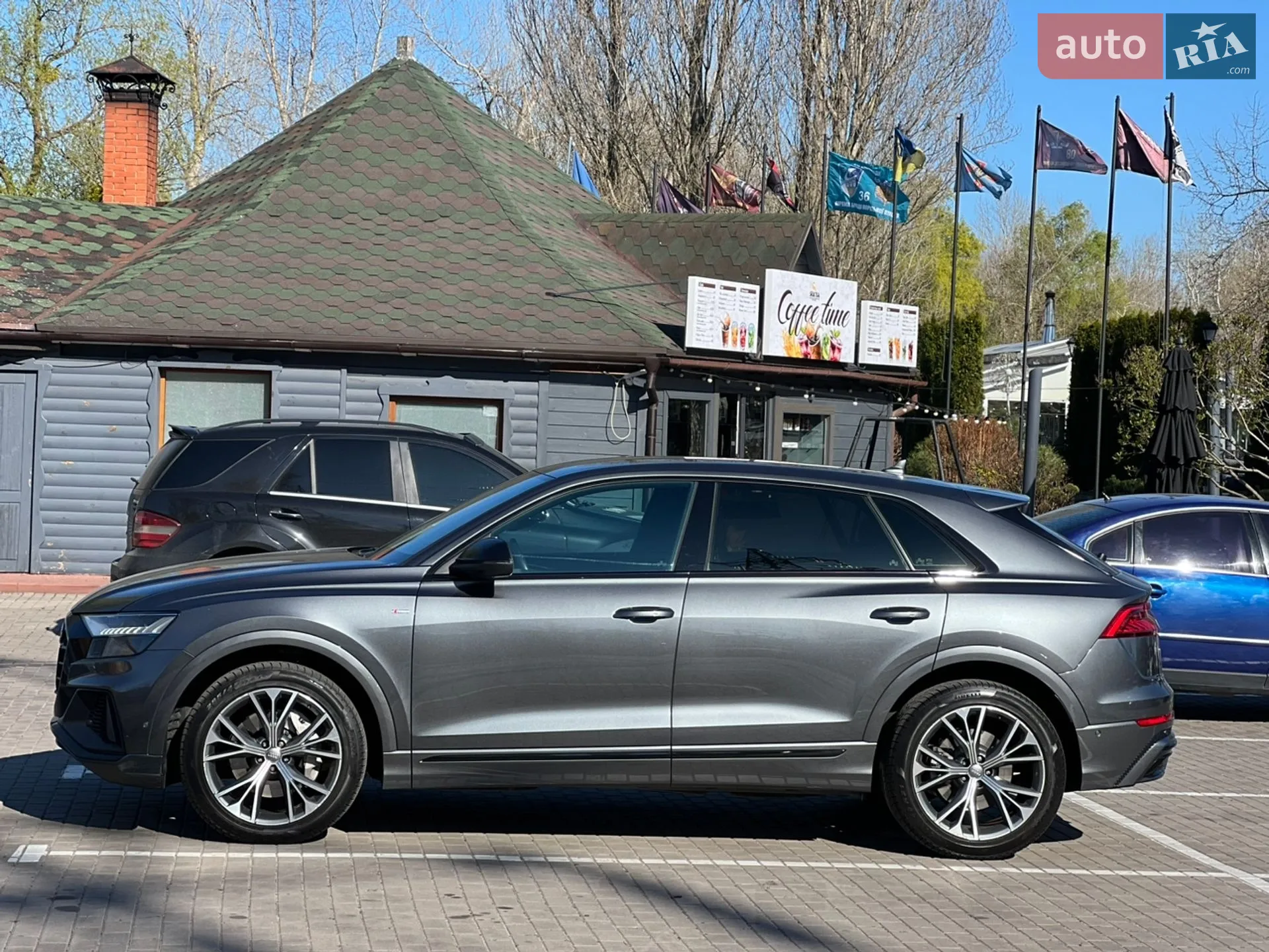 Audi Q8 2018 VIN WAUZZZF19KD017437 фото оголошення 6 з 24