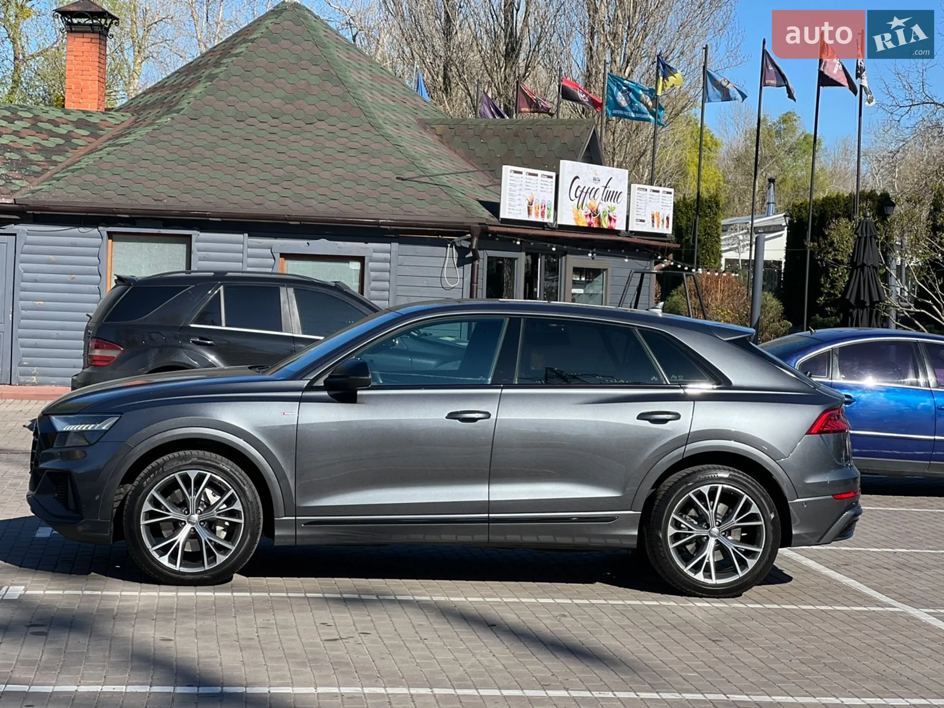 Audi Q8 2018 VIN WAUZZZF19KD017437 фото оголошення 7 з 24
