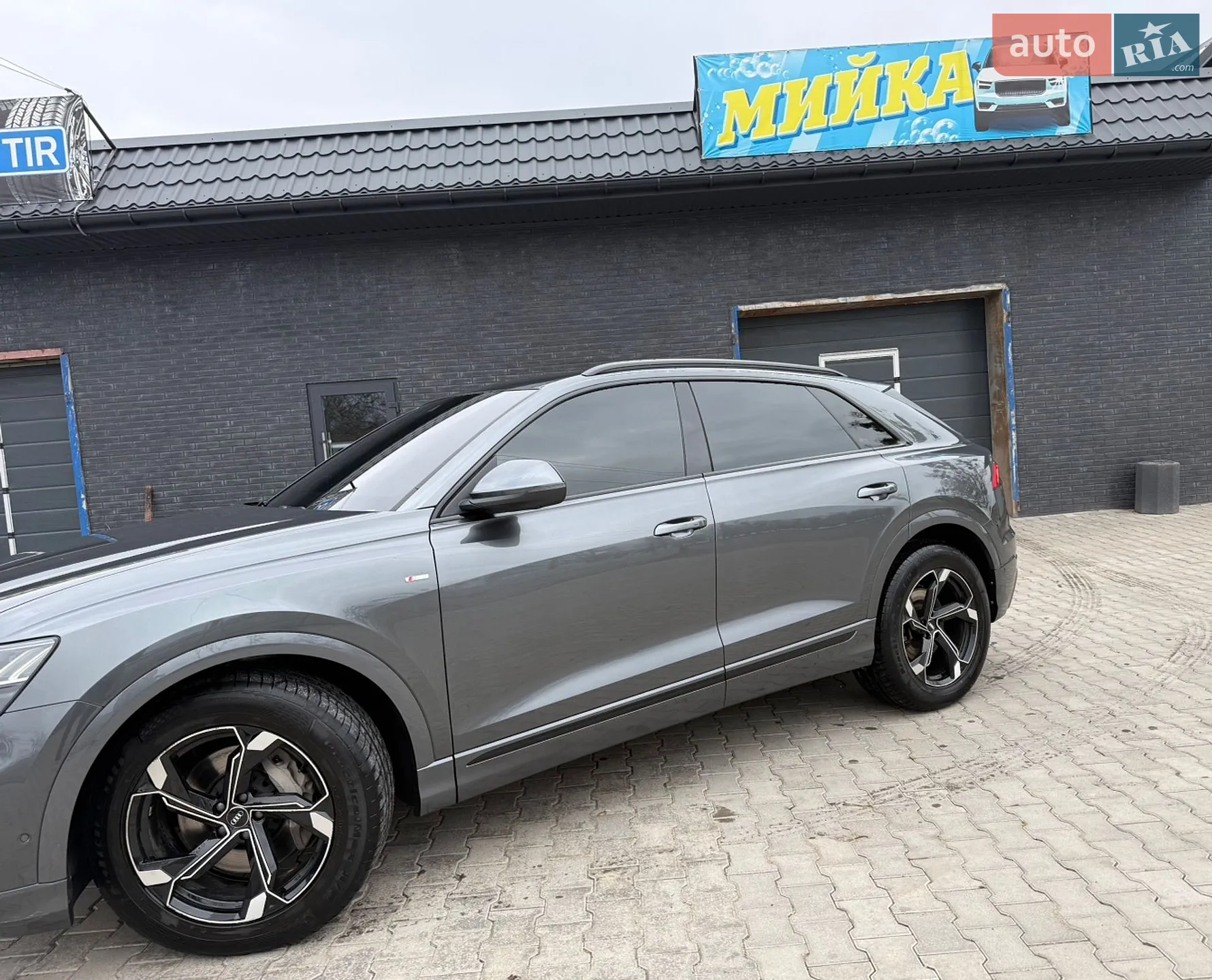 2020 Audi Q8 - мініатюра 2