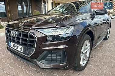 Внедорожник / Кроссовер Audi Q8 2021 в Киеве
