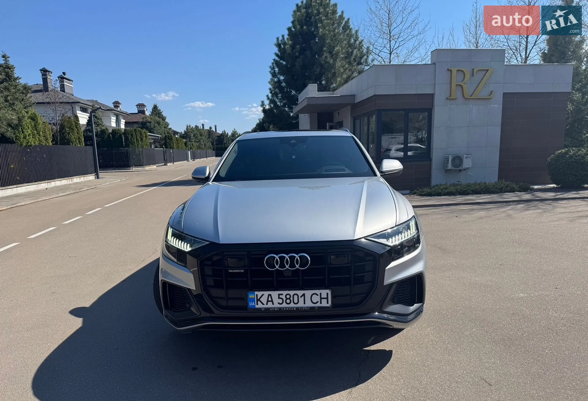2019 Audi Q8 - мініатюра 4