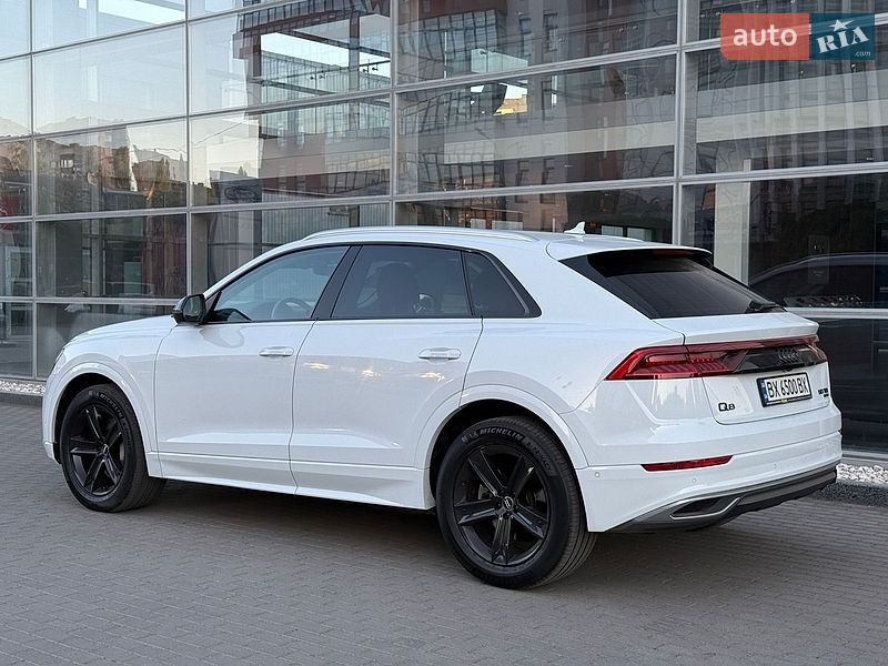 Внедорожник / Кроссовер Audi Q8 2020 в Хмельницком