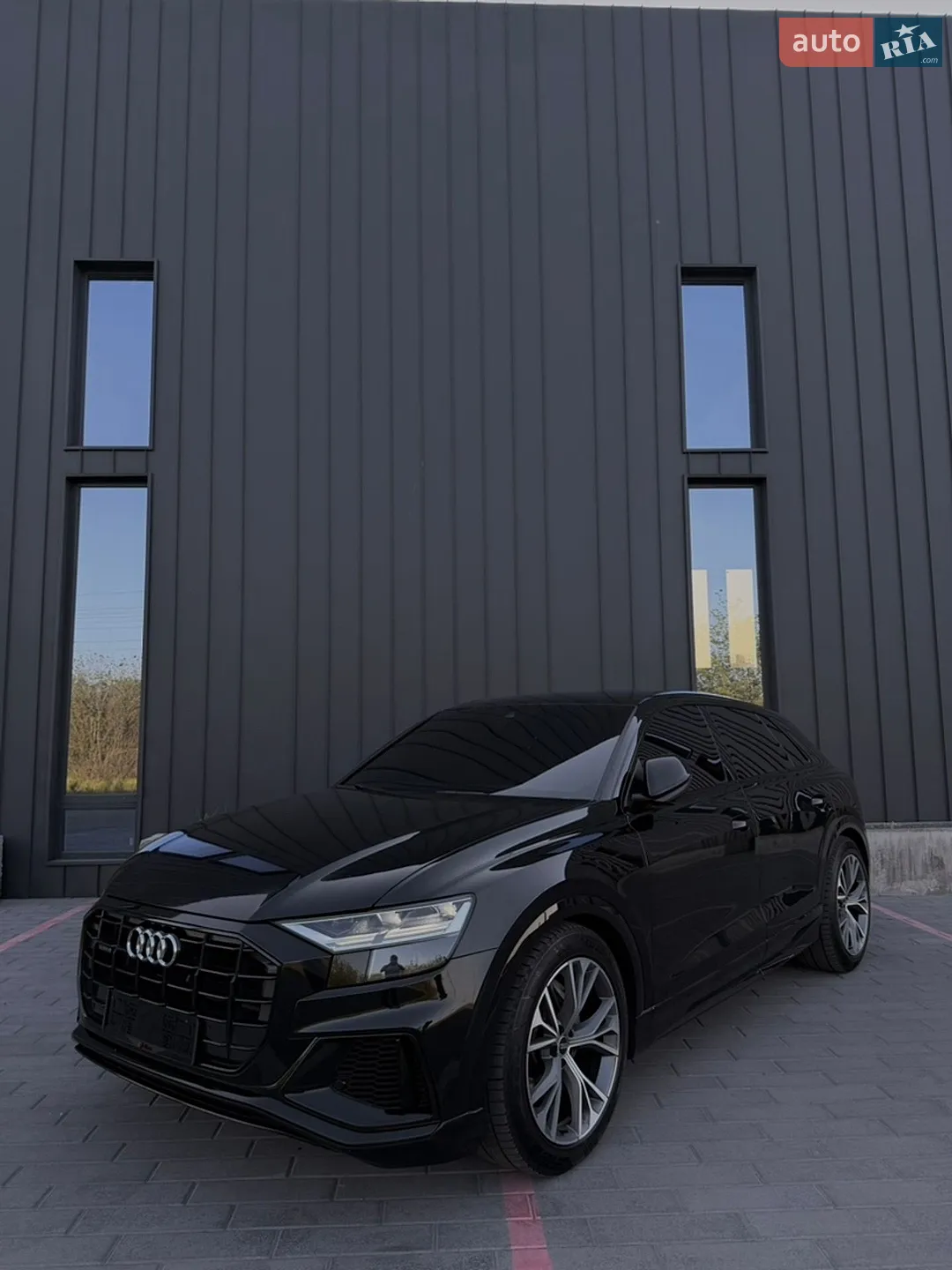 2021 Audi Q8 - мініатюра 2