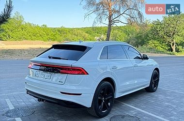 Внедорожник / Кроссовер Audi Q8 2018 в Ужгороде
