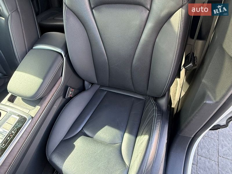 Внедорожник / Кроссовер Audi Q8 2018 в Ужгороде